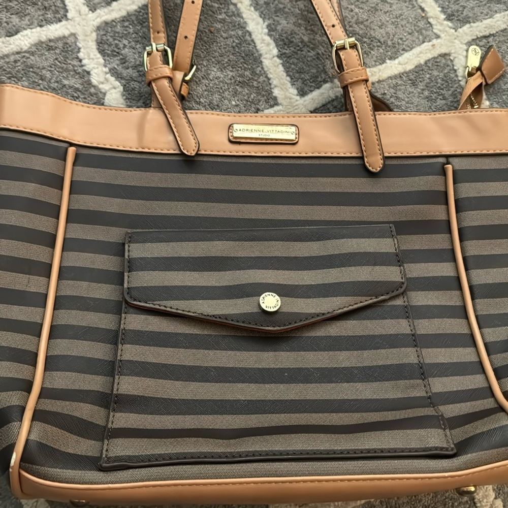 Adrienne Vittadini Tote